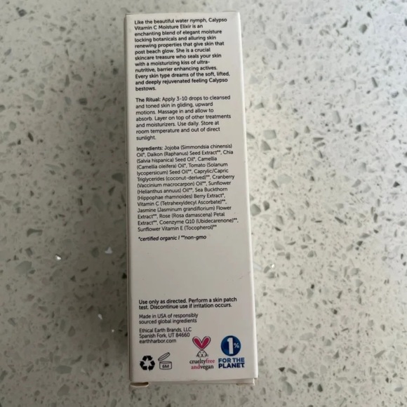 Earth Harbor Calypso Vitamin C Moisture Elixer - Picture 4 of 5